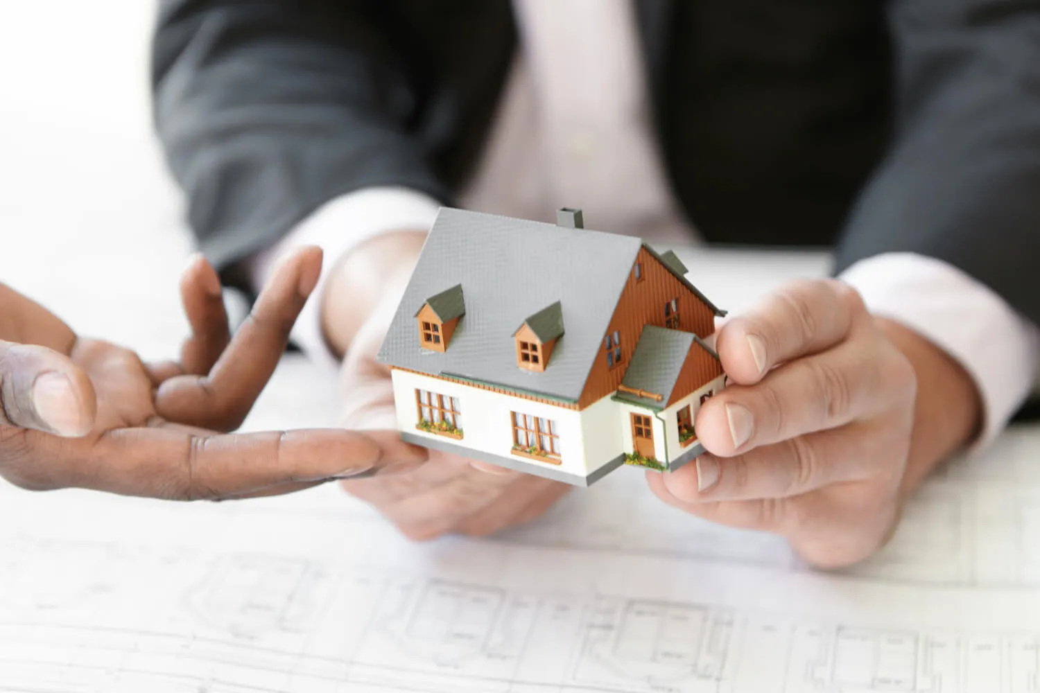 abogados inmobiliario conil